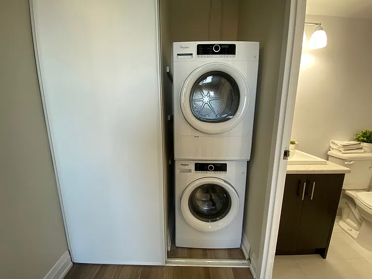 2150 Roche Ct — Photo 8