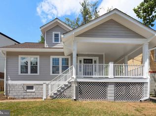 2817 1st Rd N, Arlington, VA 22201