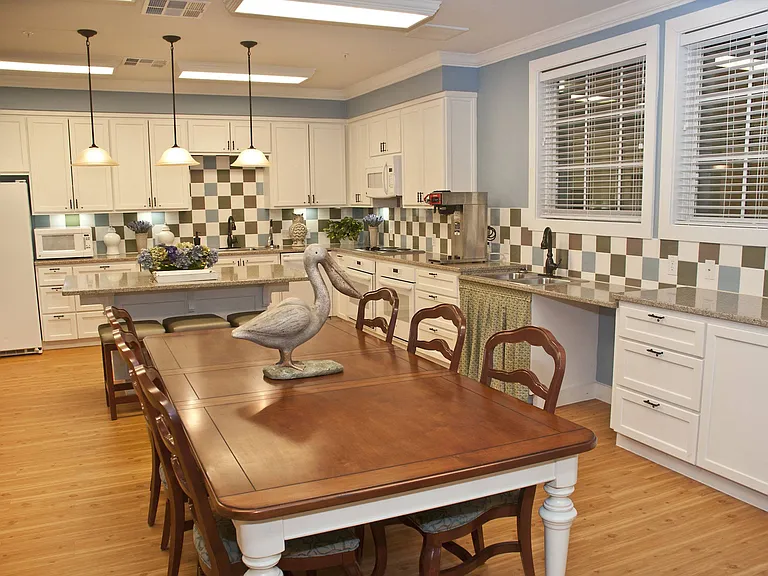 Belle at Bay Colony 55+ Apartments — Photo 8