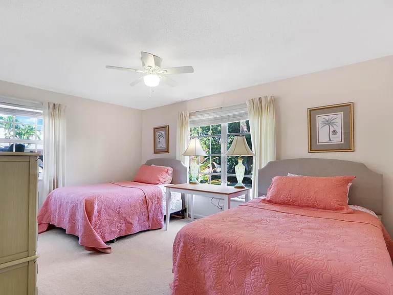 8574 SE Seagrape Way — Photo 22