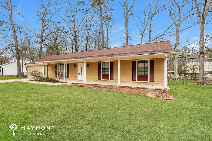 413 Shenandoah Rd N — Photo 3