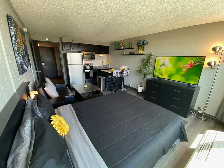 The 609 Studios — Photo 9