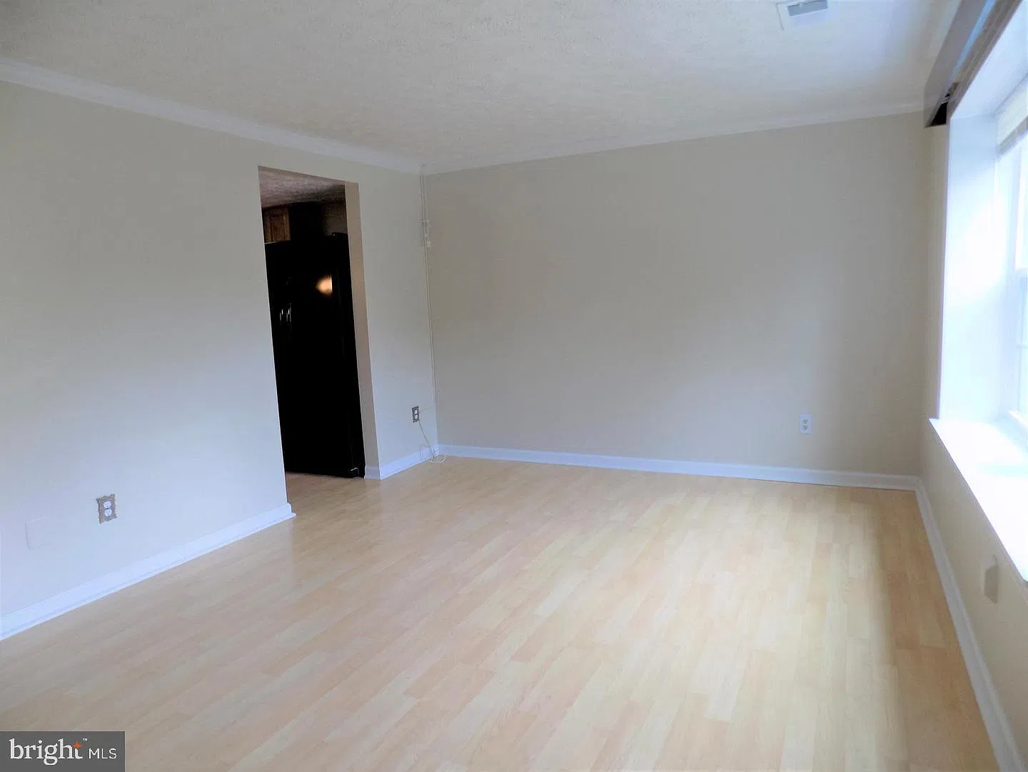 3 bed, 2.5 bath, 1280 sqft, $2,650 — Photo 4