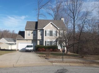 105 Hickory Bluff Ct, Kernersville, NC 27284