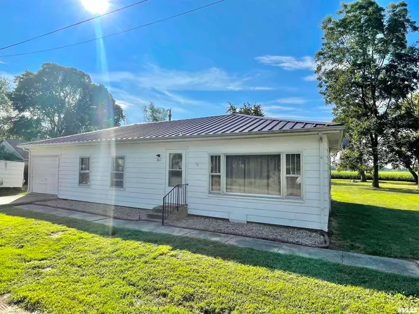 261 W Cherry St, Noble, IL 62868