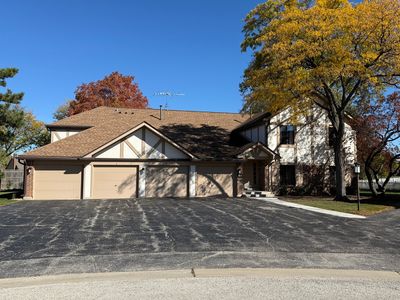 924 Surrey Dr APT 1A, Schaumburg, IL, 60193