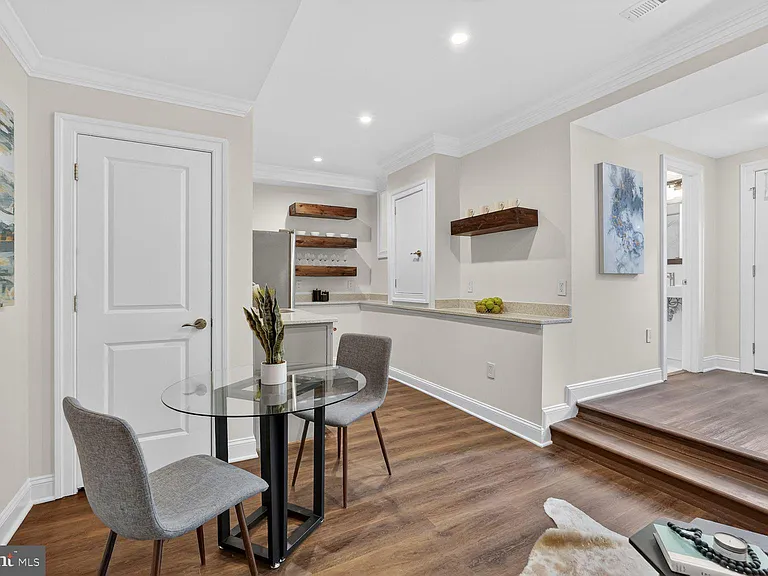 600 Harvard St NW #1 — Photo 26