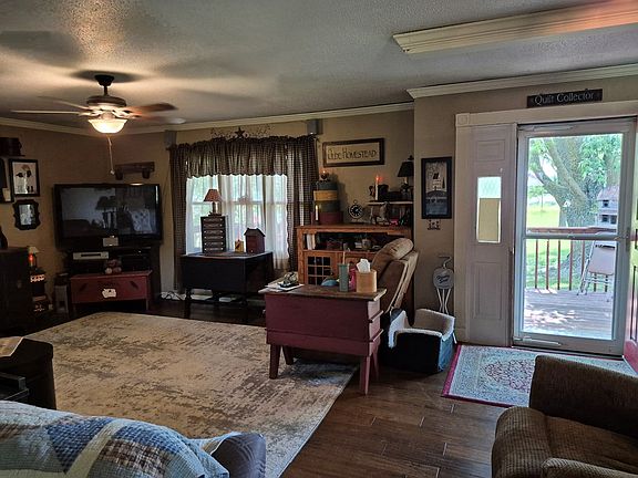 2nd image of 16948 Clay Way
