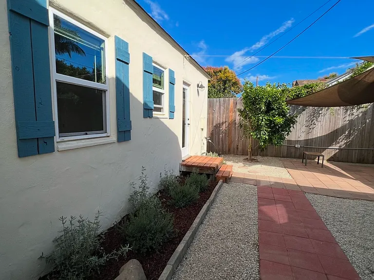 1309 San Andres St #B — Photo 22