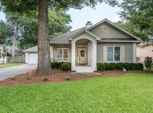 319 Commons Rd, Saint Simons Island, GA 31522