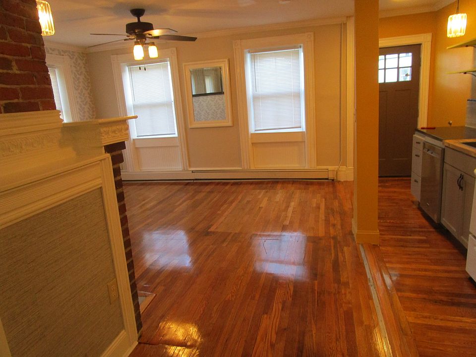 1st image of 216 Irving St Floor 2