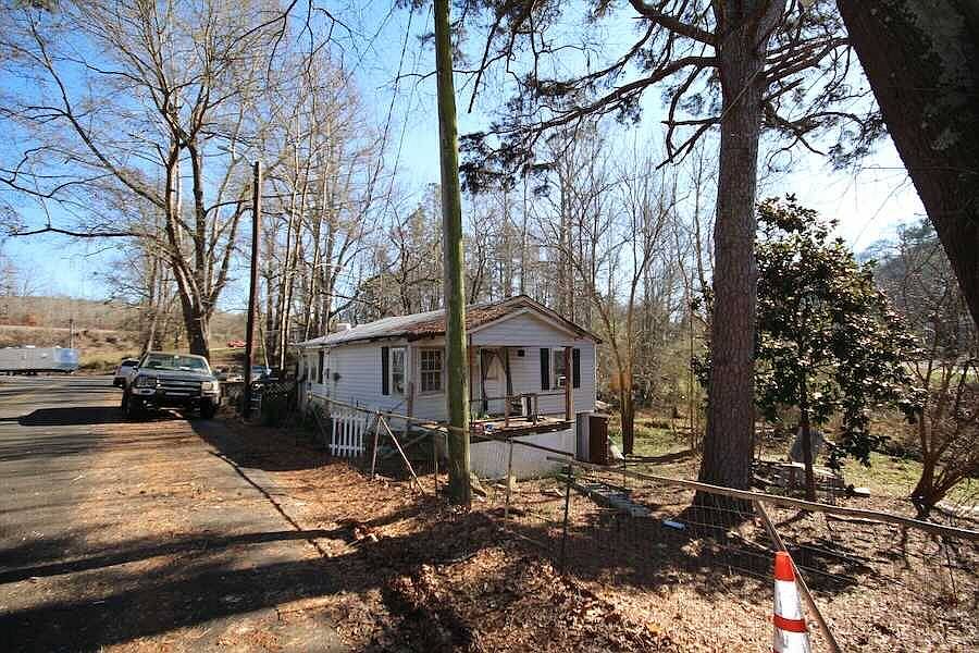1st image of 601 Piedmont Hwy