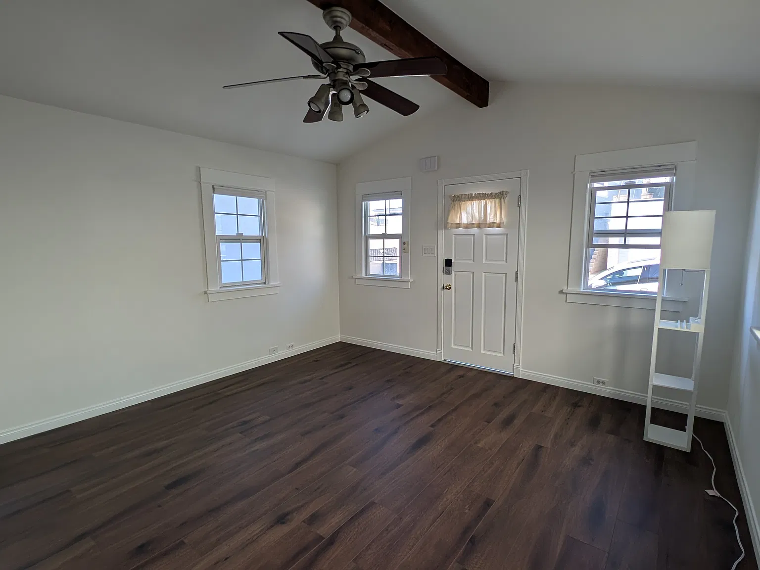 2 bed, 1109 sqft, $5,000 — Photo 4