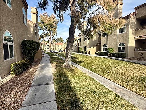 2nd image of 3145 E Flamingo Rd APT 2129