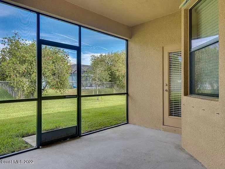 215 Sirius Ct — Photo 17