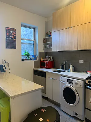 Rented by Corcoran | media 62