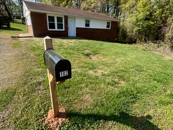 102 Tumblewood Ct, Spindale, NC 28160