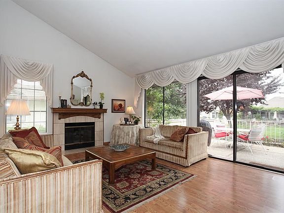3rd image of 3107 Maggiore Ct