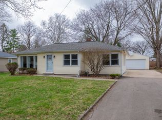 925 Westfall Ave, Kalamazoo, MI 49006