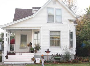 304 W Main St, Heyworth, IL 61745