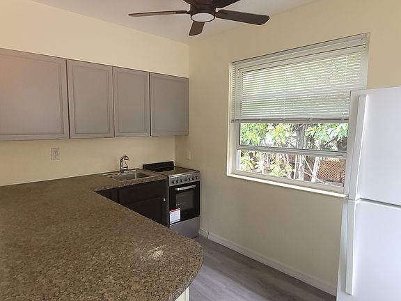 5th image of 655 NE 122nd St #3