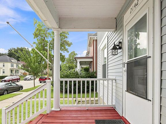 5th image of 2142 Clarence AVENUE