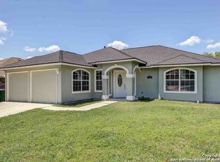 1111 Birdie Cv, San Antonio, TX 78221