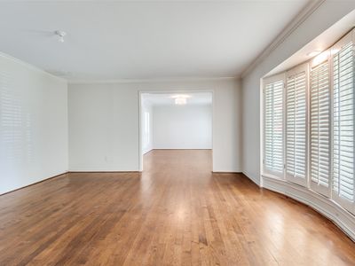 6153 Glennox Ln, Dallas, TX, 75214