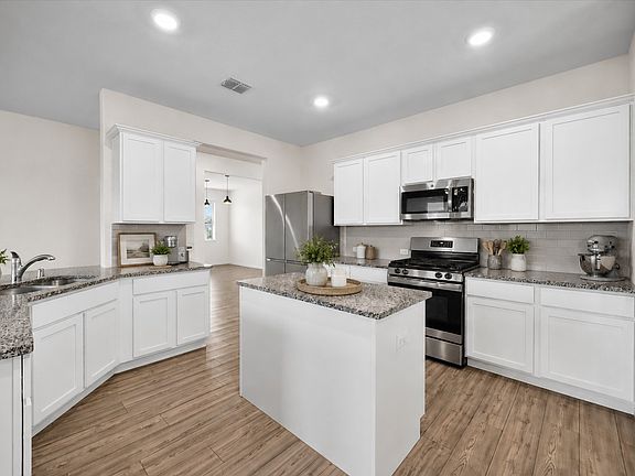5th image of 2100 Whispering Sage Blvd