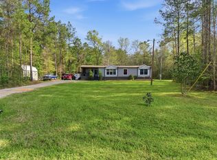 70 Page Dr, Moselle, MS 39459