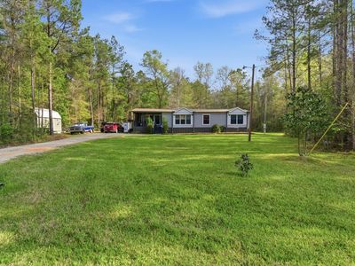 70 Page Dr, Moselle, MS, 39459