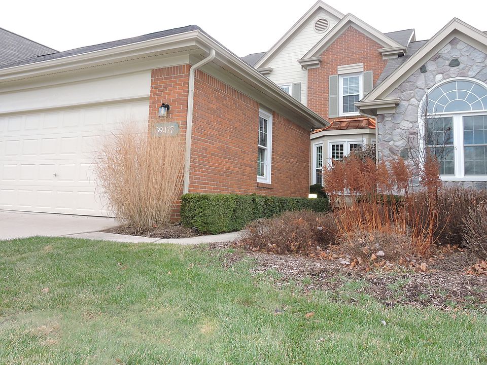 1st image of 39477 Village Run Dr