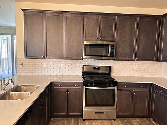 5th image of 3922 W Nellis Ave