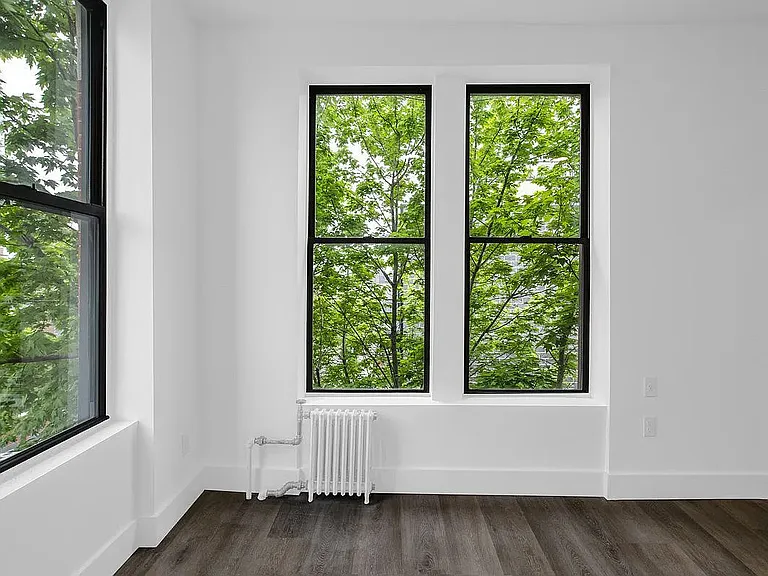 195 Franklin St #2R — Photo 4