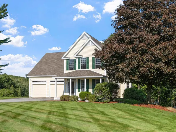 8 Oakmont Drive, Concord, NH 03301