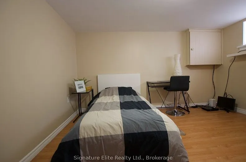 Studio, $650 — Photo 4