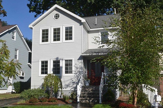 1st image of 651 Asbury St