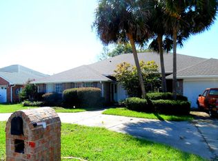 1859 Falling Leaves Ct, Navarre, FL 32566