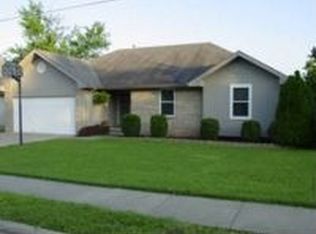 914 W Downing St, Springfield, MO 65807