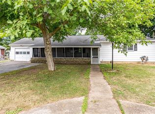 21 Warden St, Bath, NY 14810