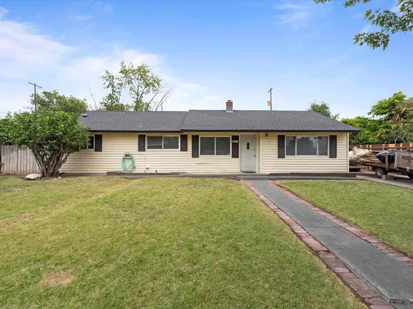 557 S 4th Ave, Othello, WA 99344