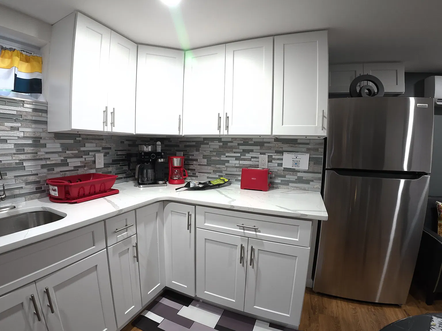 2 bed, $3,500 — Photo 4