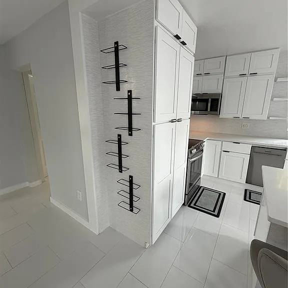 1423 Asher Ln #A — Photo 8