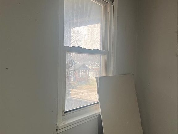 4th image of 8327 Eton Pl