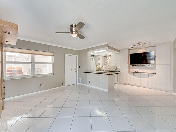 5th image of 234 Hibiscus Ave APT 174