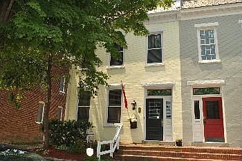 1st image of 6 Strawberry St