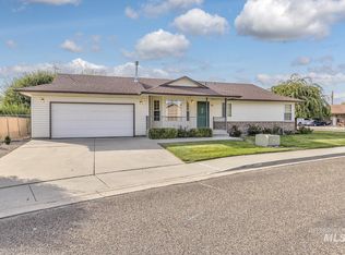25 SW 18th St, Ontario, OR 97914