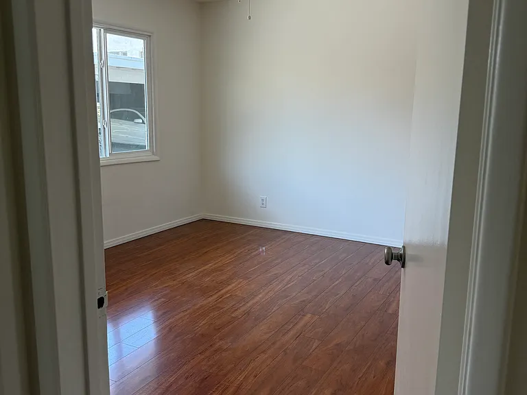 5319 Radford Ave #3 — Photo 11