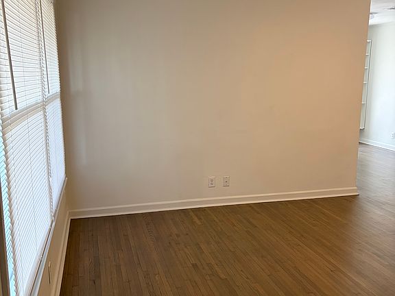 2nd image of 4877 S Vancouver Ave