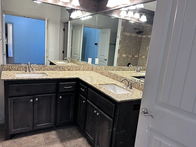 12003 Jadesdale Cir — Photo 33